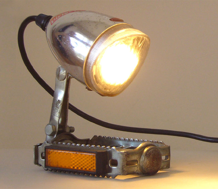 I Reuse Old Bicycle Parts To Make Unique Lamps