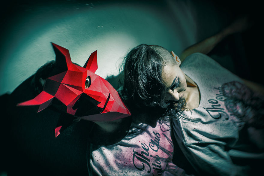 We Organized An Eerie Halloween Photo Shoot Wearing Hand-Made Masks We Organized An Eerie Halloween Photo Shoot Wearing Hand-Made Masks