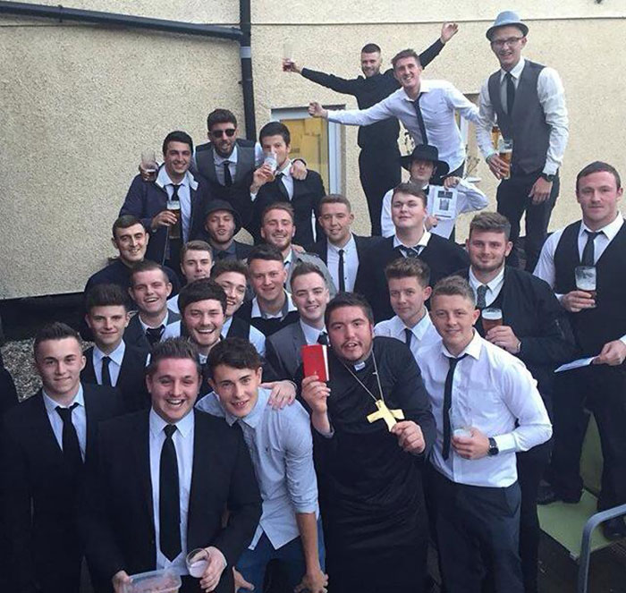 fake-funeral-friend-girlfriend-keiran-cable-wales-10 fake-funeral-friend-girlfriend-keiran-cable-wales-10