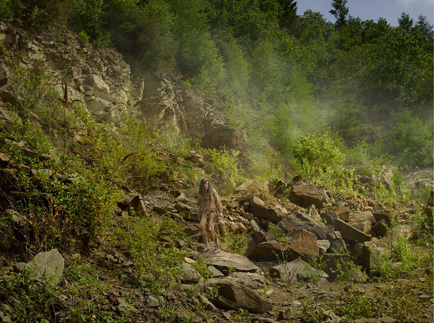 feral-children-wild-animals-photos-fullerton-batten-14 feral-children-wild-animals-photos-fullerton-batten-14