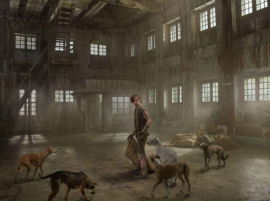 feral-children-wild-animals-photos-fullerton-batten-4 feral-children-wild-animals-photos-fullerton-batten-4