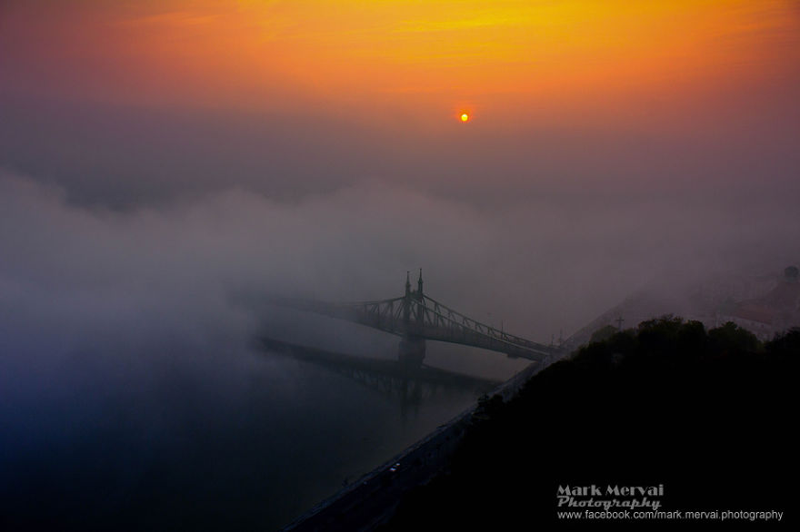 I Hunt For Fog To Capture Apocalyptic Photos Of Cities