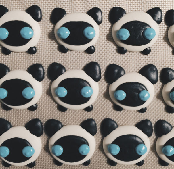 Learn How To Take Macarons To Another Level By Turning Them Into Cats