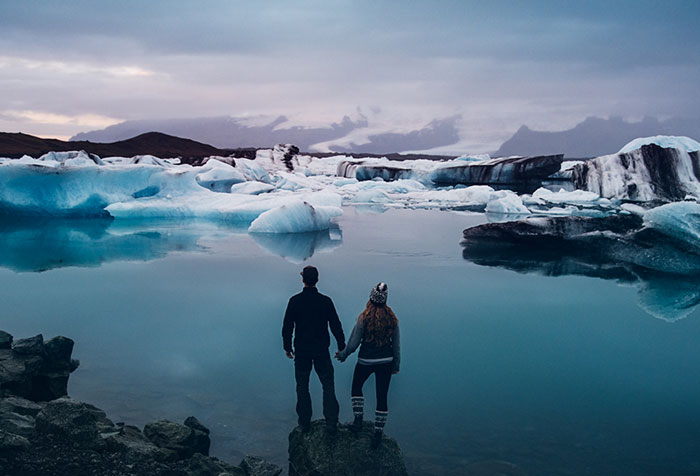 Couple Decides Not To Have A Traditional Wedding And Travels To Iceland Instead