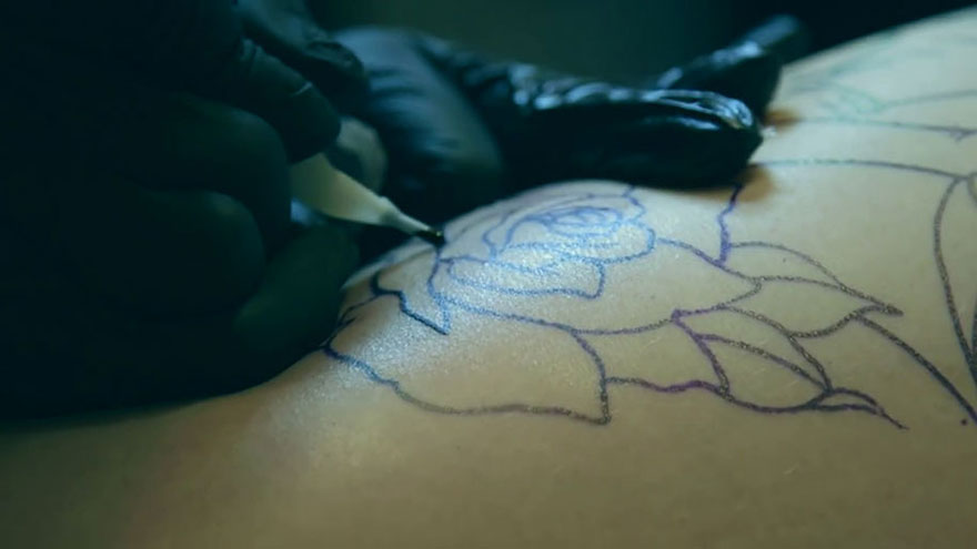 political-campaign-promises-challenge-ink-your-promise-mtl-tattoo-canada4 political-campaign-promises-challenge-ink-your-promise-mtl-tattoo-canada4