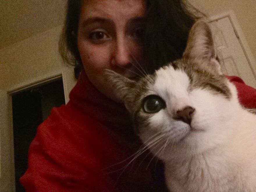 Poppy Doesn't Know She's Supposed To Have Two Eyes