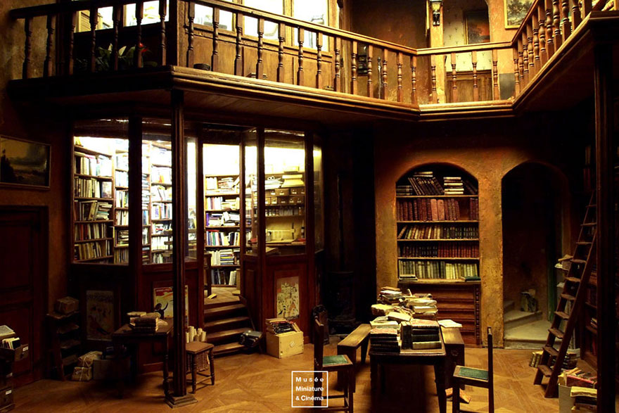 realistic-miniature-rooms-museum-cinema-dan-ohlman-france-12