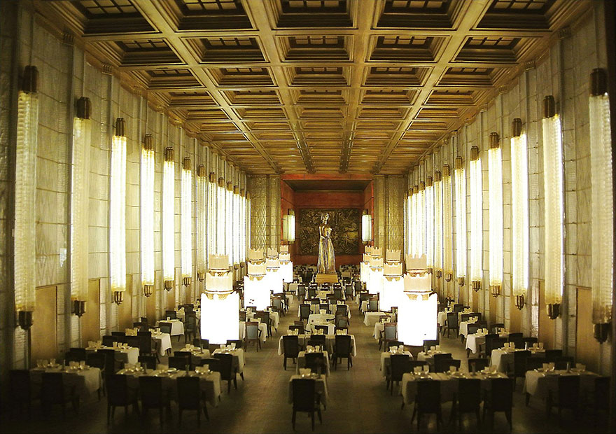 realistic-miniature-rooms-museum-cinema-dan-ohlman-france-4