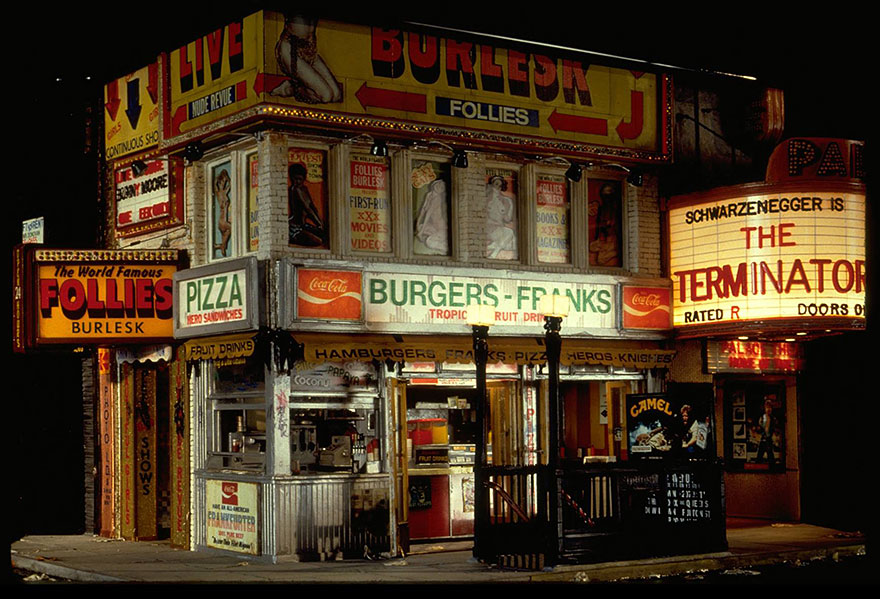 realistic-miniature-rooms-museum-cinema-dan-ohlman-france-7