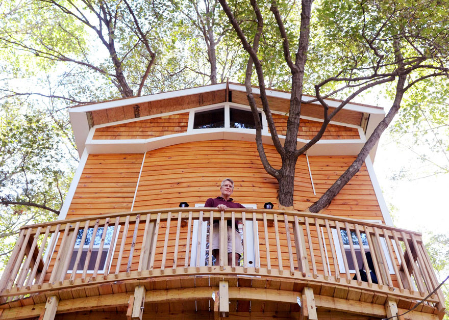 tree-house-three-stories-jay-hewitt-massachusetts-4 tree-house-three-stories-jay-hewitt-massachusetts-4