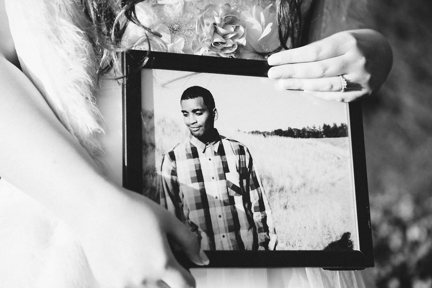 Memorial Photo Shoot: Fiancé Passed Away One Month Before Wedding Day Memorial Photo Shoot: Fiancé Passed Away One Month Before Wedding Day