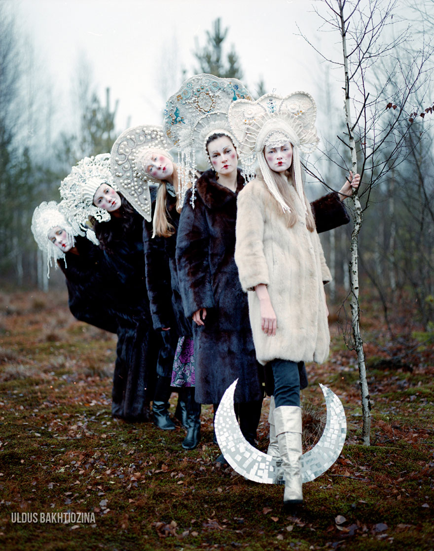 Russian Artist Creates Surreal Photos To Illustrate Traditional Fairy Tales (Part 2) Russian Artist Creates Surreal Photos To Illustrate Traditional Fairy Tales (Part 2)