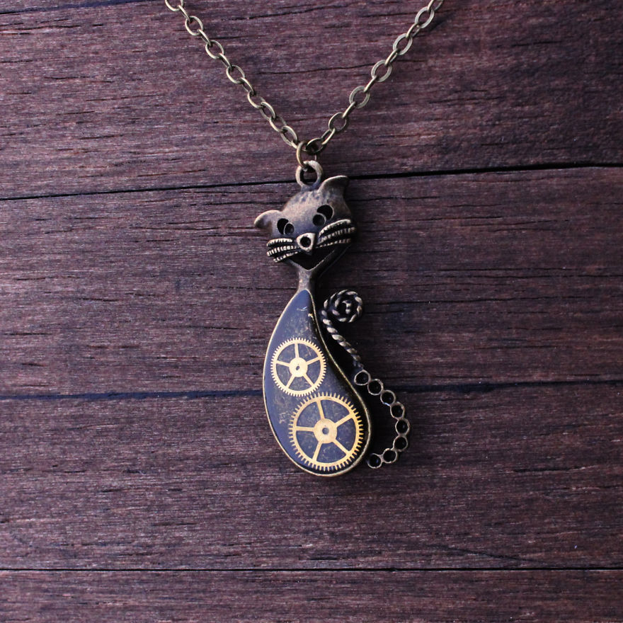 I Turn Old Watch Parts Into Steampunk Jewelry