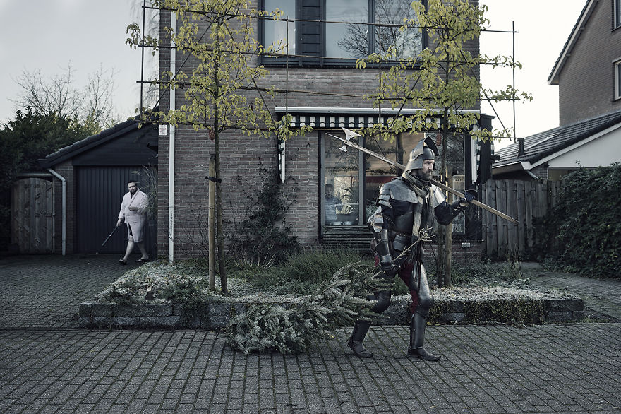 A Knight's Daily Struggle To Fit Into Modern Society A Knight's Daily Struggle To Fit Into Modern Society