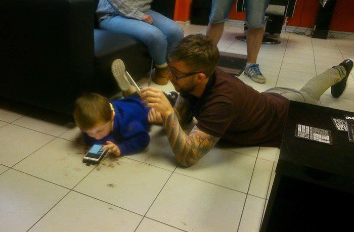 barber-haircut-autistic-boy-mason-james-williams-12 barber-haircut-autistic-boy-mason-james-williams-12