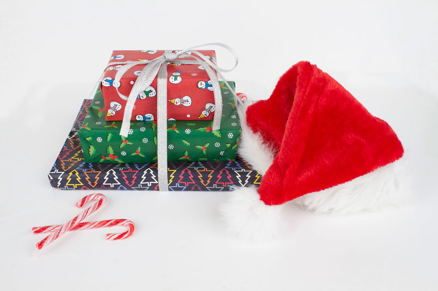 Company Turns Wrapping Paper Into Christmas Suits