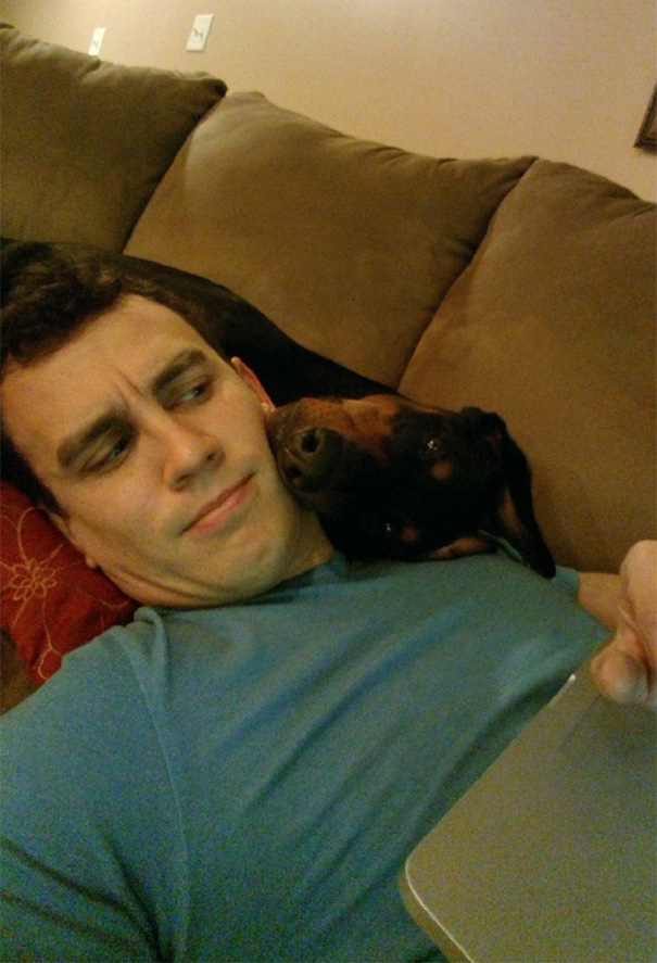 I Hate When Someone Is Looking Over My Shoulder At My Screen