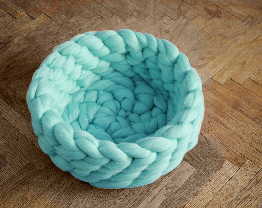 giant-chunky-knit-pet-beds-anna-mo-11 giant-chunky-knit-pet-beds-anna-mo-11