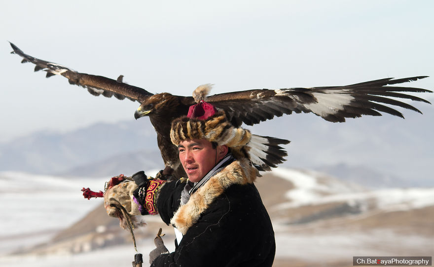 Hunting With Golden Eagles In Mongolia Hunting With Golden Eagles In Mongolia