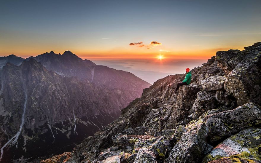 I Am Addicted To Mountains And Sunrise