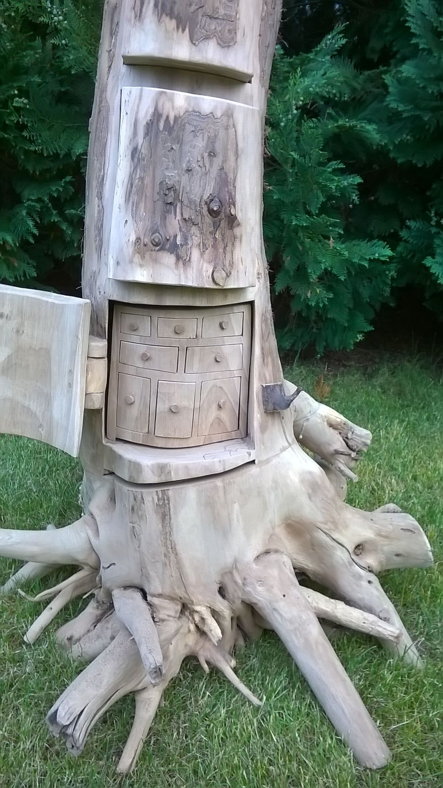 I Hand-Craft Wood Drawers That Look Like Trees To Escape Busy City Life I Hand-Craft Wood Drawers That Look Like Trees To Escape Busy City Life