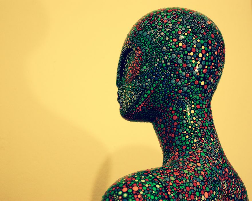 I Lost My Social Life When I Painted Over 100,000 Dots On This Mannequin