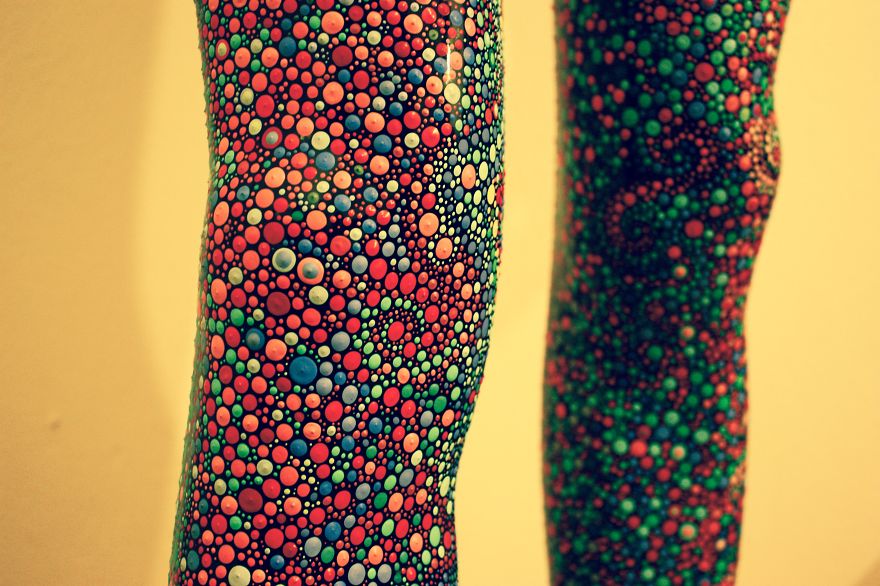 I Lost My Social Life When I Painted Over 100,000 Dots On This Mannequin