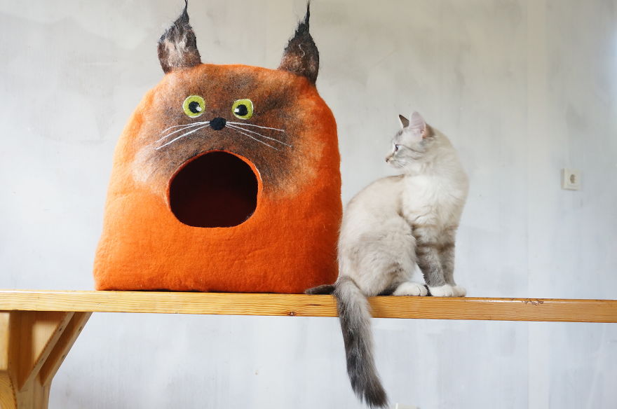 I Make Cat Beds Out Of Felt