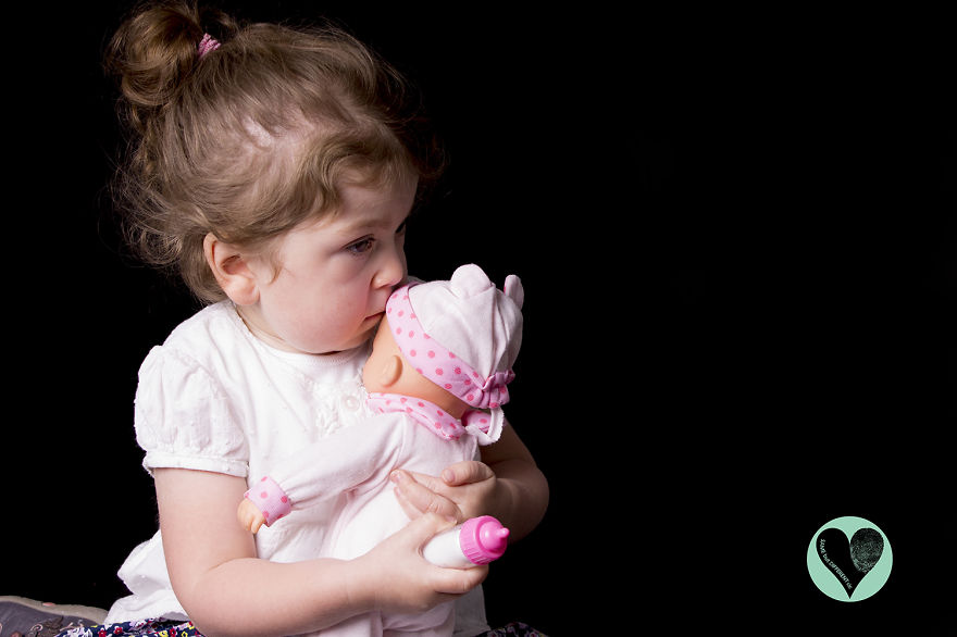 I Photograph Children With Rare Diseases To Encourage People To Look Beyond Their Condition