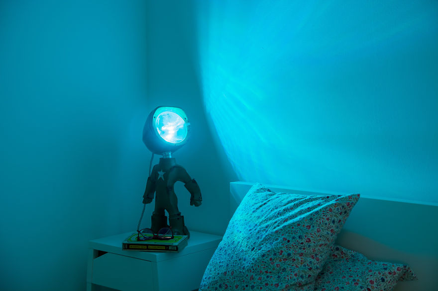 I Quit My Job To Make Lamps From Old Headlights Found In My Garage I Quit My Job To Make Lamps From Old Headlights Found In My Garage