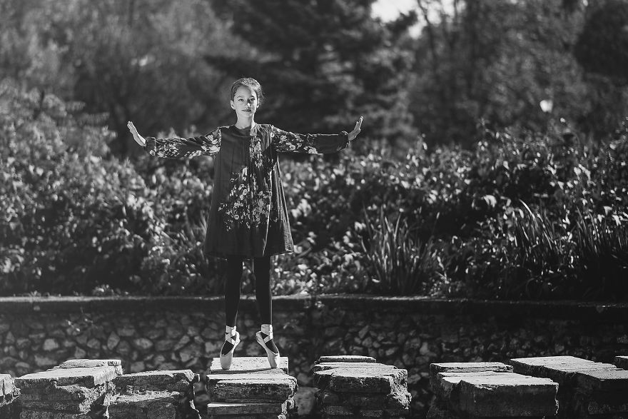 I Said 'Happy B-Day' To A Little Ballerina With Autumn Photoshoot I Said 'Happy B-Day' To A Little Ballerina With Autumn Photoshoot