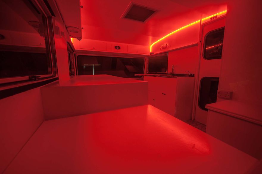 I Turned A 1970s Caravan Into A Mobile Darkroom I Turned A 1970s Caravan Into A Mobile Darkroom