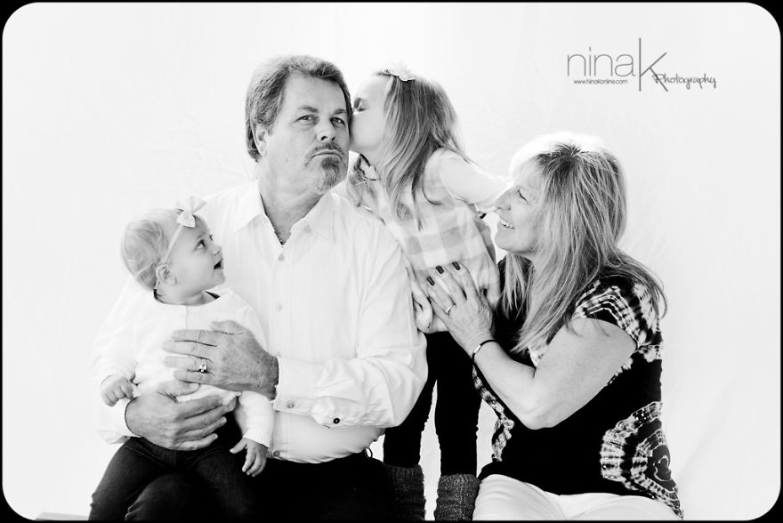 I Captured The Indescribable Love Between Children And Grandparents