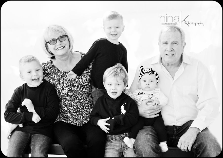 I Captured The Indescribable Love Between Children And Grandparents