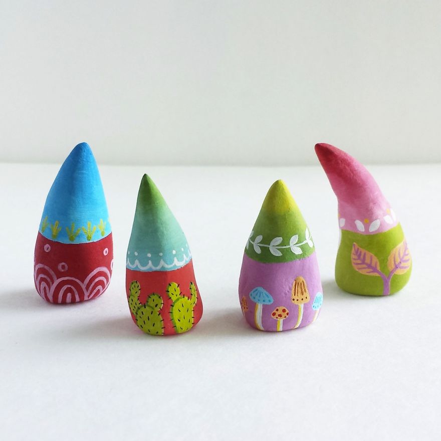 Miniature Critters & Gnomes Are Taking Over My Work Table Miniature Critters & Gnomes Are Taking Over My Work Table