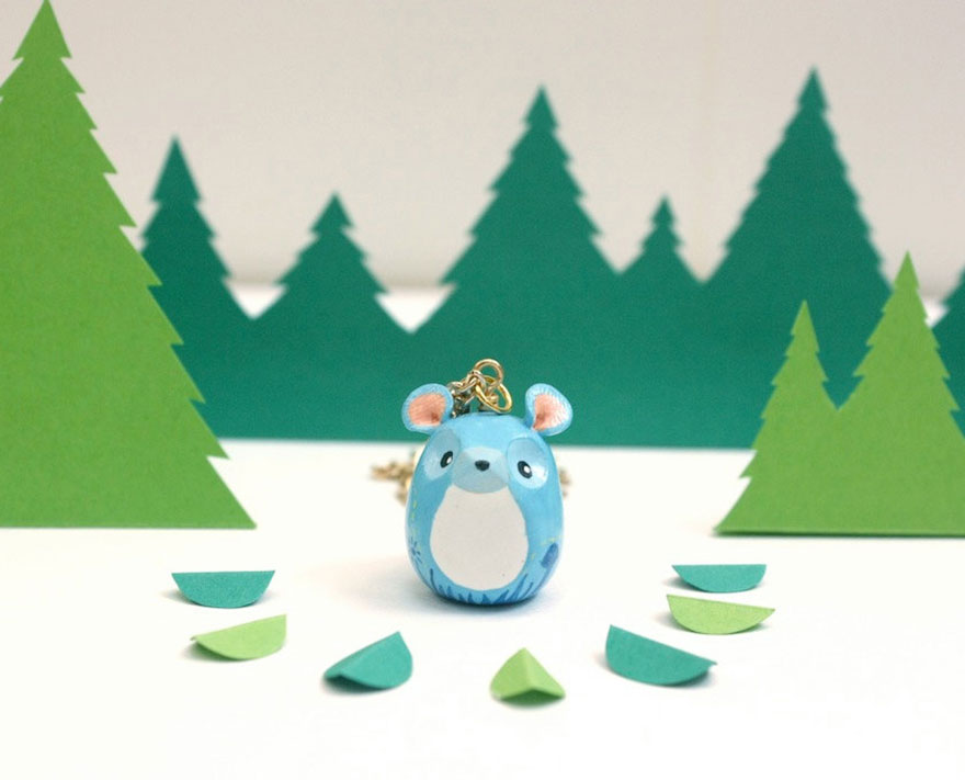 Miniature Critters & Gnomes Are Taking Over My Work Table Miniature Critters & Gnomes Are Taking Over My Work Table