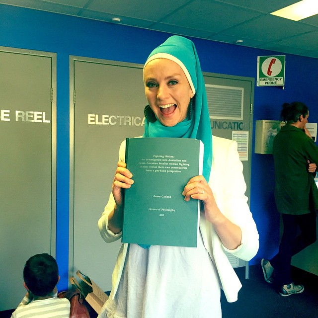 muslim-woman-donates-unicef-hate-tweets-susan-carland-2 muslim-woman-donates-unicef-hate-tweets-susan-carland-2