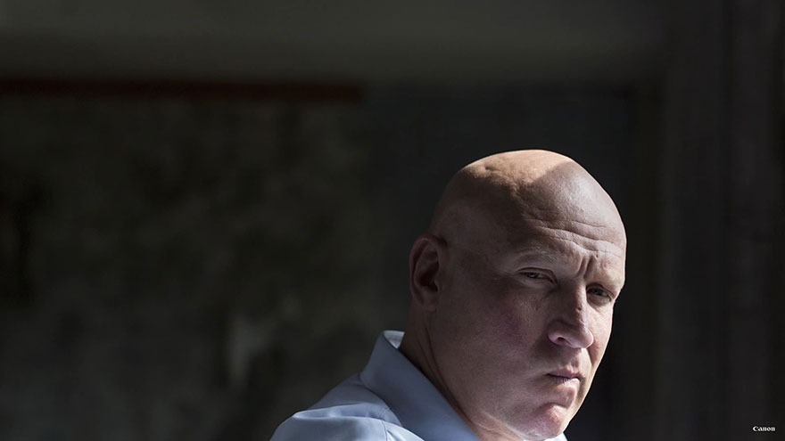 one-man-six-photographers-portrait-photography-canon-decoy-5 one-man-six-photographers-portrait-photography-canon-decoy-5