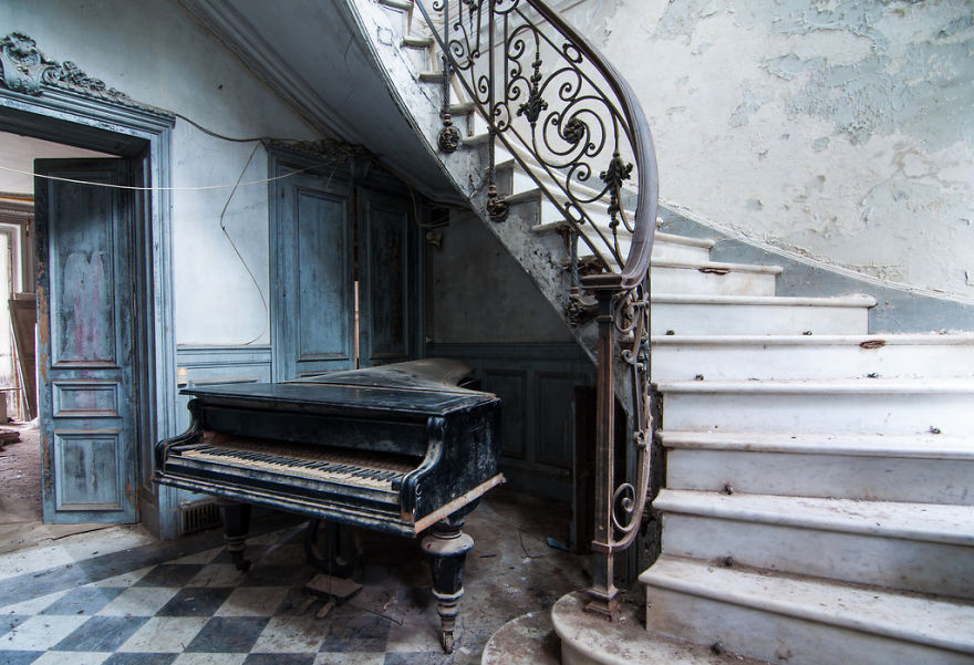 Photographer Travels Thousands Of Kilometers Looking For Abandoned Places In Europe