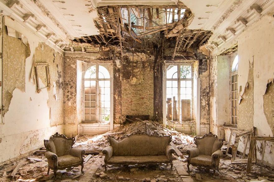 Photographer Travels Thousands Of Kilometers Looking For Abandoned Places In Europe