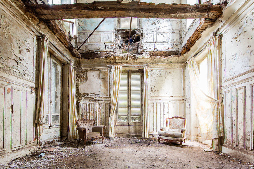 Photographer Travels Thousands Of Kilometers Looking For Abandoned Places In Europe