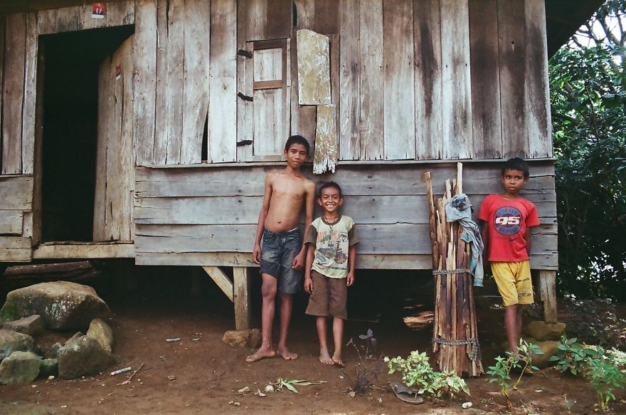 I Captured Life In A Remote Village In Indonesia I Captured Life In A Remote Village In Indonesia