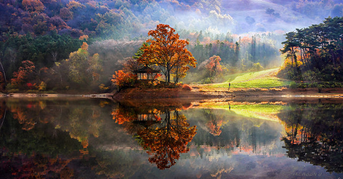 Stunning Reflected Landscapes Capture The Beauty Of South Korea