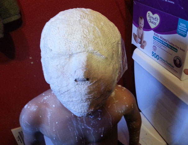 rocket-raccoon-costume-diy-mom-halloween-chase-borchardt-6 rocket-raccoon-costume-diy-mom-halloween-chase-borchardt-6