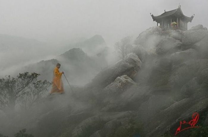 Sacred Yên Tử – Vietnams