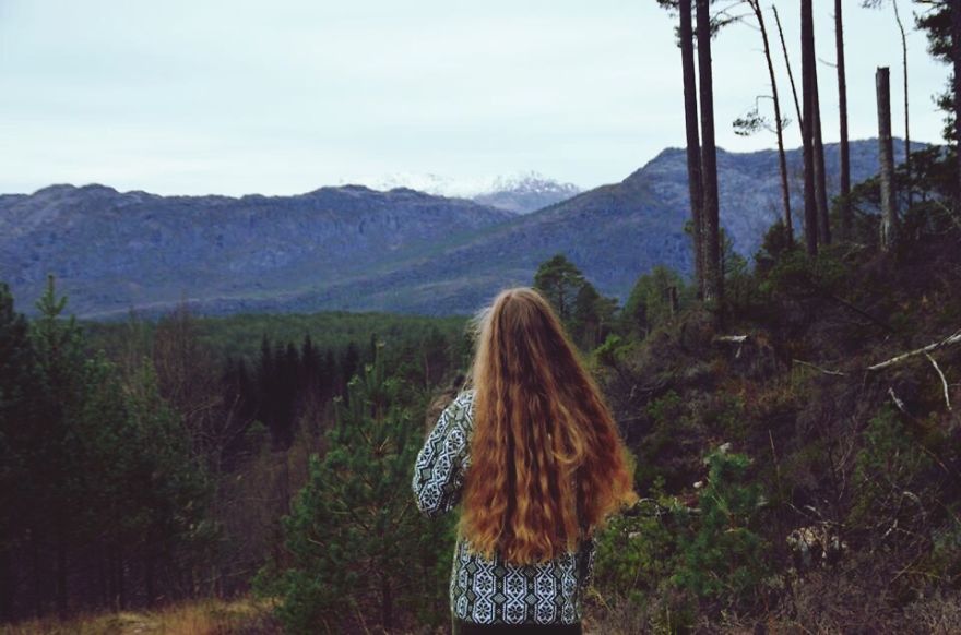 Sisters From Norway Creates Photos Inspired By Music And Photography And Put Them On Instagram