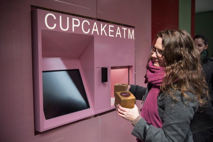 10+ Unusual Vending Machines