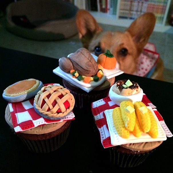 Thanksgiving Dinner Cupcakes!