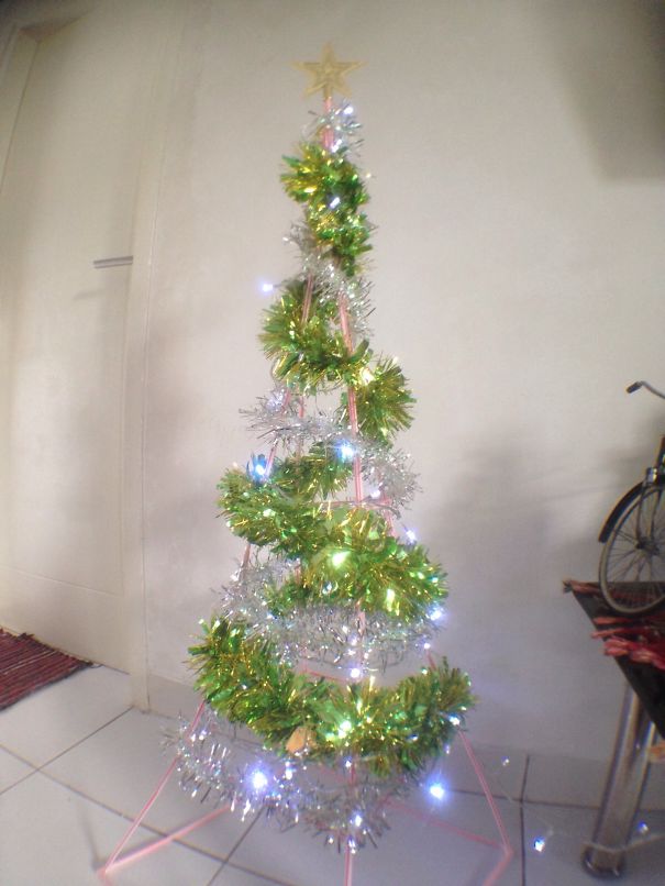 Drinking Straw Christmast Tree