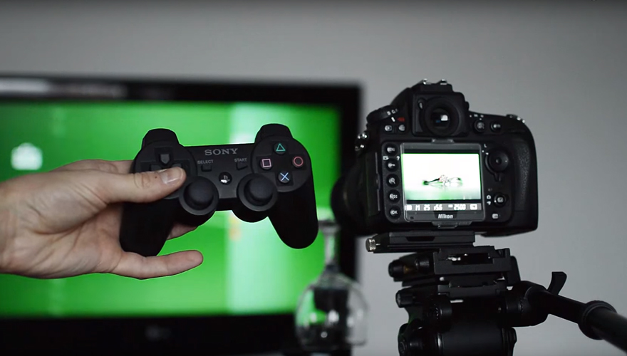 You Can Use A TV Screen As The Backdrop For Your Photo Shoots